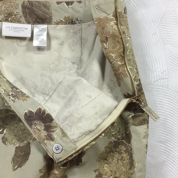 🤍 LIZWEAR JEANS Petites Floral Khaki 💯% Cotton Side Zip and Kick Pleats - Picture 6 of 7